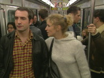 Replay Un gars, une fille - S1E43 - Au métro