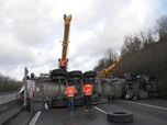 Replay 100 jours avec les dépanneurs de l'autoroute - S2E1 - Intervention d'outre-tombe