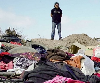 Replay Atacama, la grande décharge de vêtements - ARTE Regards