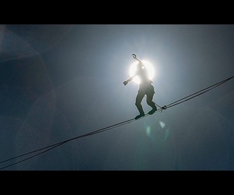 Replay Des funambules traversent la vallée de Hinnom à Jérusalem