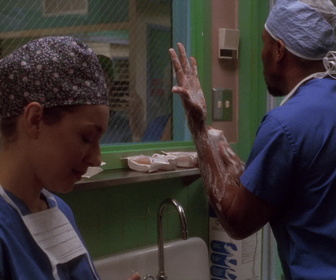 Replay Urgences - S4E13 - La décision du docteur Carter