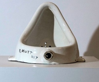 Replay Duchamp, la baronne et le mystère de l'urinoir