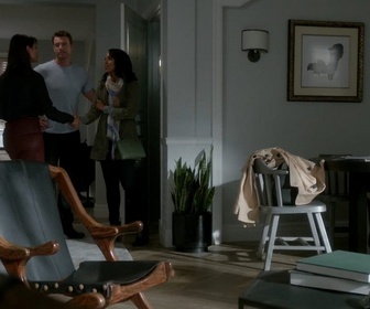 Replay Scandal - S5 E5 - Mademoiselle est servie