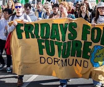 Replay Pourquoi autant de manifs pour la transition énergétique en Allemagne ?