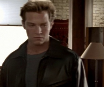 Replay Highlander - S03 E12 - Education criminelle