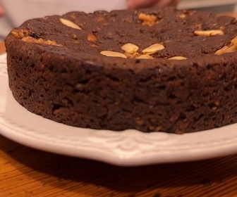 Replay Madère : le bolo de mel - Voyage en cuisine