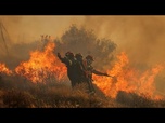 Replay En images, les pompiers luttent contre un important incendie de forêt sur l'île grecque de Crète