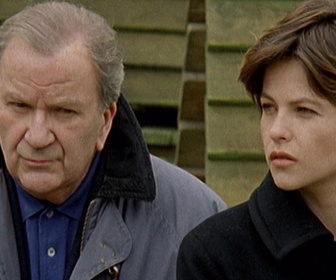 Replay Les Cordier juge et flic - S10 E04 - Menace sur la ville