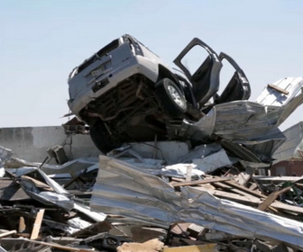Replay Catastrophes naturelles : piégés au cœur du chaos - S1E1 - Attrapés par la tornade