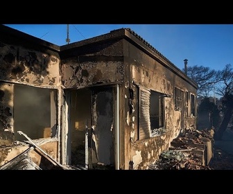 Replay Des incendies ravagent la Grèce continentale et les îles, des milliers d'évacués