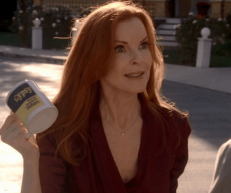 Replay Desperate Housewives - S5 E17 - Des intentions cachées