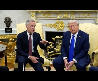 Replay Donald Trump suspend les droits de douane de 50 % sur le Canada après un accord de dernière minute