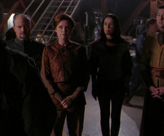 Replay Stargate SG-1 - S7 E2 - Retour aux sources (2/2)