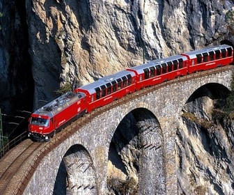Replay Le Bernina Express - Danger sur les rails