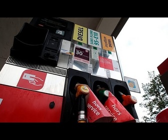 Replay Après une réunion entre gouvernement et distributeurs, pas de décision sur les prix du carburant