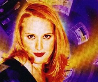 Replay Les premières victimes de cyberharcèlement - Cam Gaze : À la recherche des premières camgirls