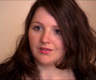 Replay Au nom de la vérité - S01 E03 - Des photos compromettantes