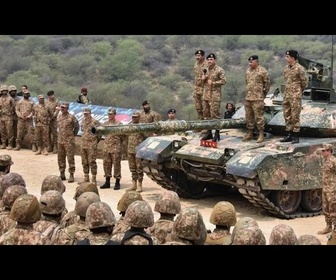 Replay L'armée pakistanaise dit avoir effectué un essai de lancement de missiles