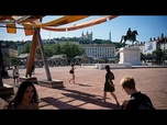 Replay Des climatologues dénoncent les harcèlements en ligne nourris par l'intox sur les canicules