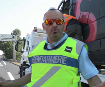Replay Flic Story - S2E41 - Gendarmes des autoroutes d'Alsace - épisode 1