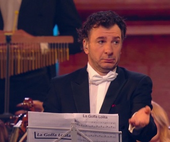 Replay Les Enfoirés - Restos du Coeur - Enfoirés 2024, On a 35 ans ! (partie 1)