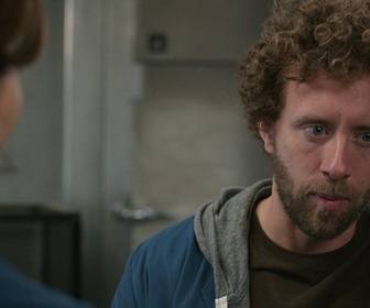 Replay Bones - S8 E12 - De corporis fabrica