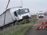 Replay 100 jours avec les dépanneurs de l'autoroute - S4E5 - Nuit blanche en Normandie