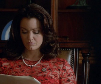 Replay Scandal - S5 E3 - Paris en flammes