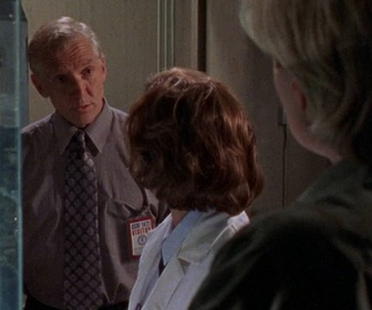 Replay Stargate SG-1 - S2 E10 - Le fléau