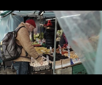 Replay La Pologne rouvre le débat sur l'ouverture des commerces le dimanche