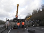 Replay 100 jours avec les dépanneurs de l'autoroute - S2E1 - Intervention d'outre tombe