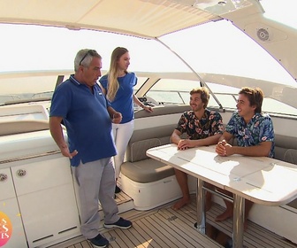 Replay Les plus belles vacances - Saison 4 Episode 07 - Les deux frères et leurs parents