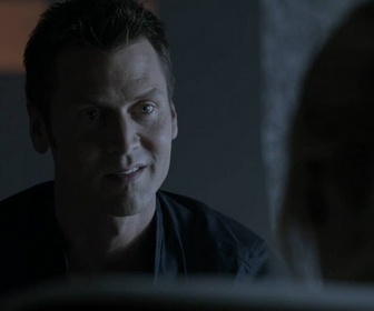 Replay Bitten - S2 E5 - Trou de lapin