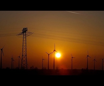 Replay Éolien, solaire et pompes à chaleur : comment sortir de la dépendance au GNL d'ici 2030