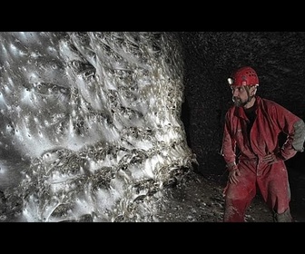 Replay Découverte de l'araignée géante Megacity dans une grotte à la frontière Albanie-Grèce