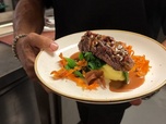 Replay Australie : le filet de kangourou - Voyage en cuisine