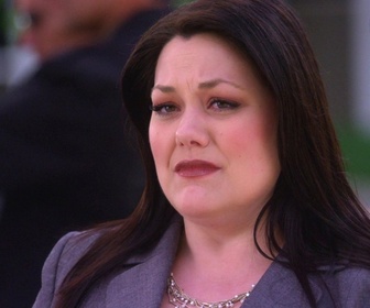Replay Drop Dead Diva - S02 E06 - Tout pour la musique