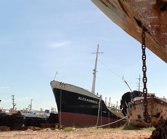 Replay ARTE Journal - Grèce : le cimetière de navires d'Éleusis