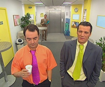 Replay Caméra café - Fosse commune