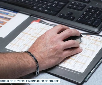 Replay Un jour, un doc - Au cœur de l'hyper le moins cher de France