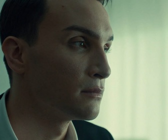 Replay Orphan black - S4 E6 - Le Scandale de l'altruisme
