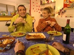 Replay Un gars, une fille - S4E51 - Reçoivent la belle-mère (1)