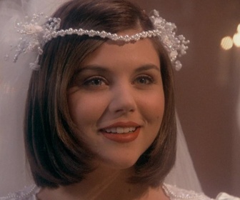 Replay Beverly Hills, 90210 - S05 E10 - Les hallucinations de Dylan Mc Kay