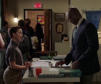 Replay Young Sheldon - S5E7 - Génie civil et gel coiffant