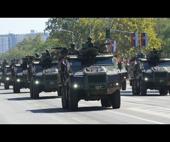 Replay Serbie : un grand défilé militaire, conçu comme preuve de force sur fond de contestation étudiante