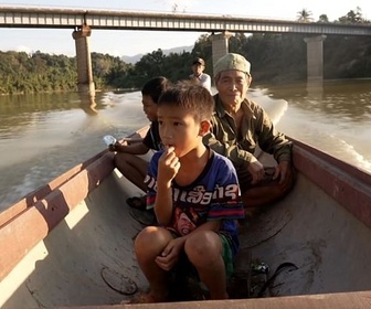 Replay ARTE Journal - Laos : le déminage impossible